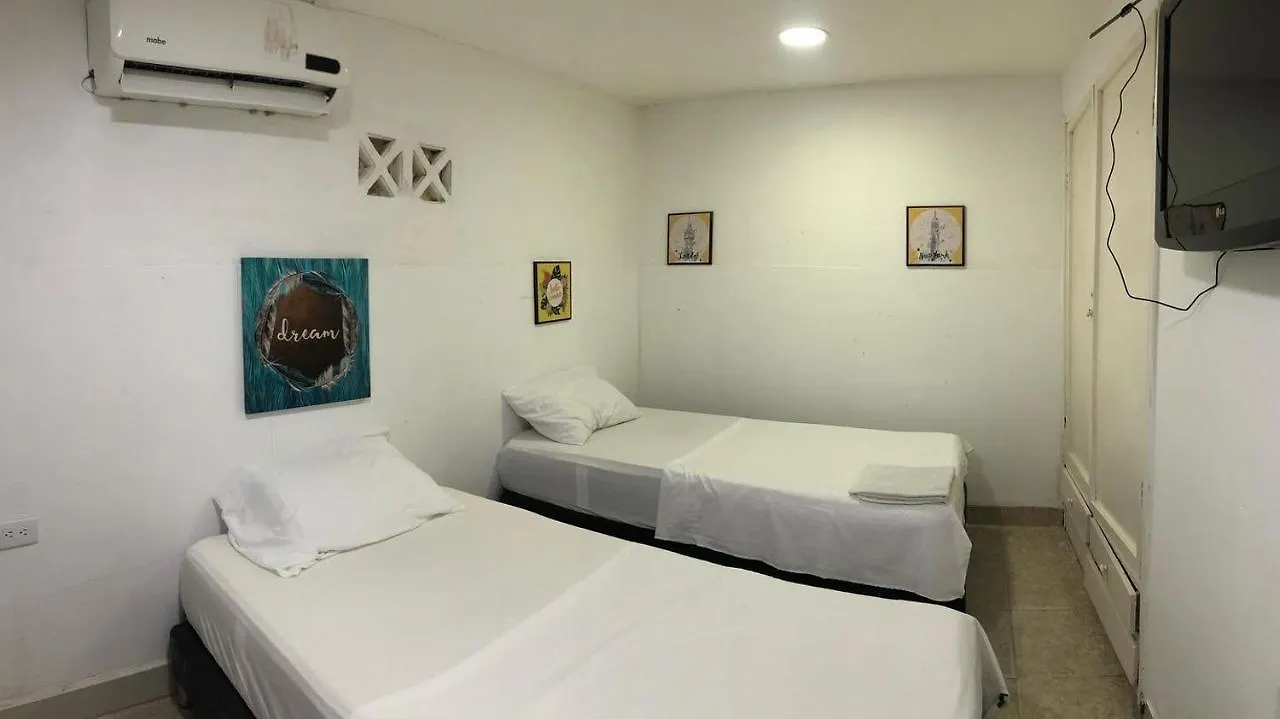 Apartamento Martinica Hostel Cartagena  0*,